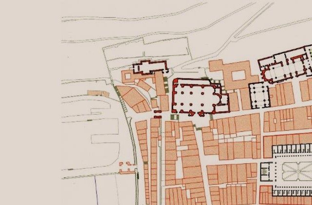 El escenario narrado por el testigo se desarrolla alrededor de la Plaza vieja, en las casas señaladas en el interior del círculo rojo. En él se encuentra la casa de Yun (1), la de Echagüe (2) y el que seguramente sea la caballeriza de Plancha o en su defecto su acceso (3). El único lugar fuera del círculo al que se refiere el testigo, se sitúa en la calle de la Cárcel Vieja, o Íñigo Alto  (4), a la que acude en busca de un caballo.